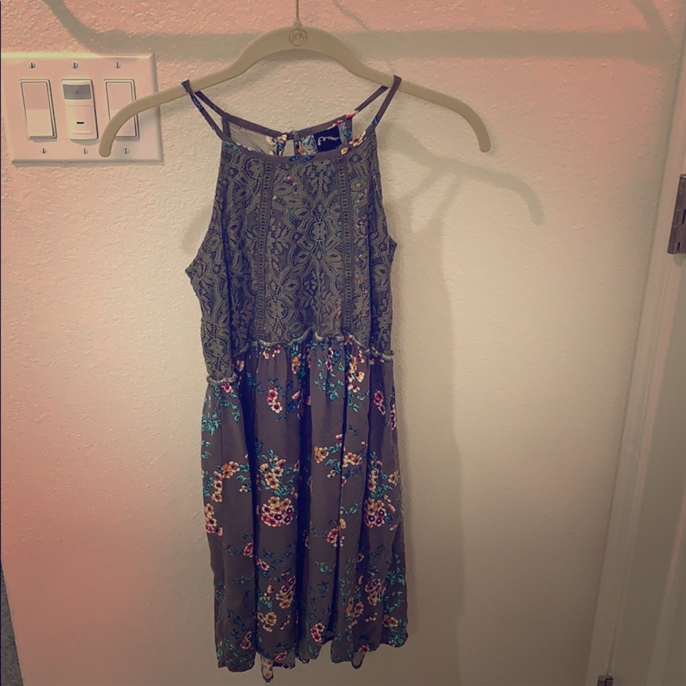 Girls dress